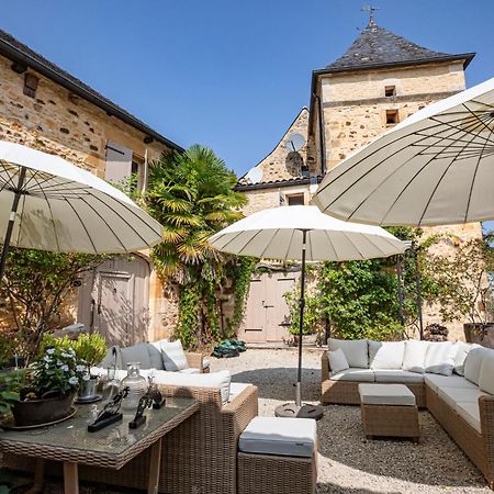 Lo Petit Cretsou Bed & Breakfast Simeyrols Exterior photo